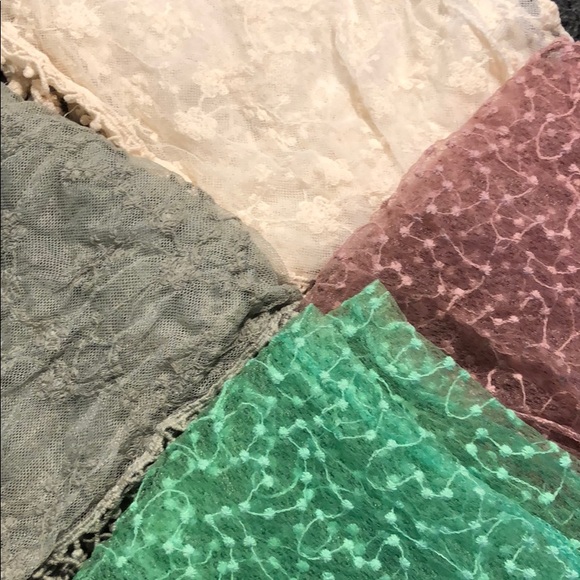 Infinity Lace Scarf - Picture 6 of 8